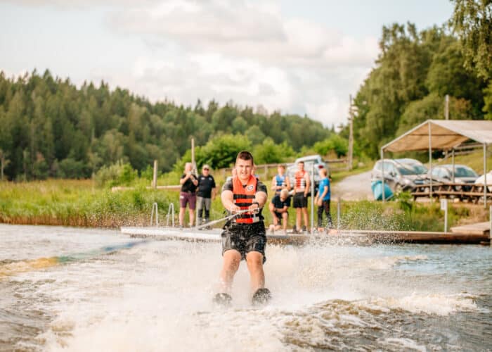 vattenskidor, vattenskidklubb lida